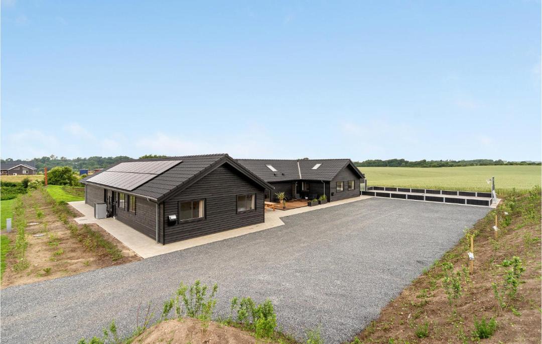 Photo of Others in Lihme