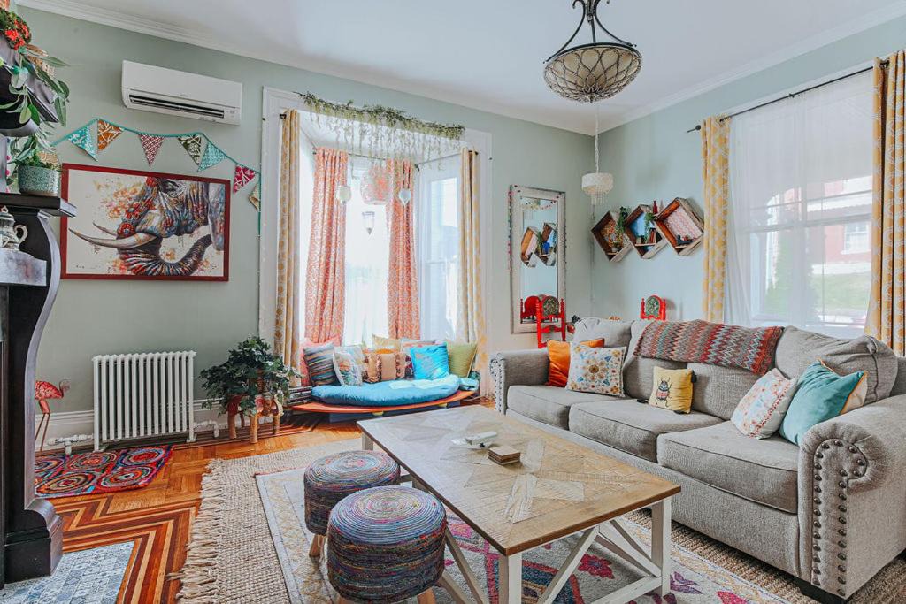 Photo of Livingroom in Staunton