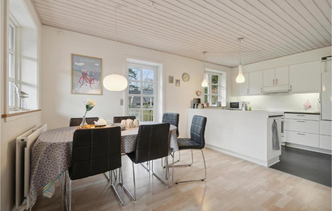 Photo of Others in Snogebaek