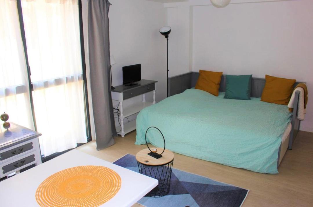 Photo of Bedroom in Anatole France Danton