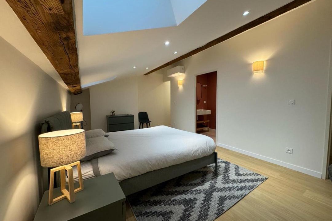 Photo of Bedroom in Carnot - Gailleton