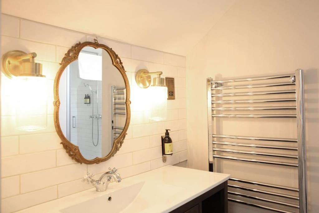 Photo of Bathroom in Bailliesmill