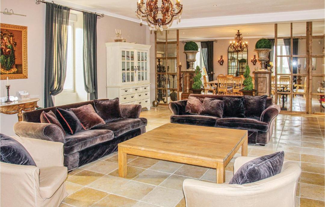 Photo of Livingroom in Pont-Saint-Esprit