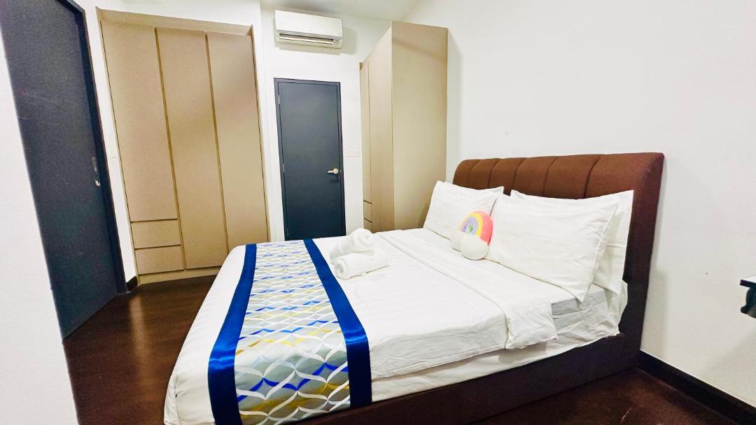 Photo of Bedroom in Maluri