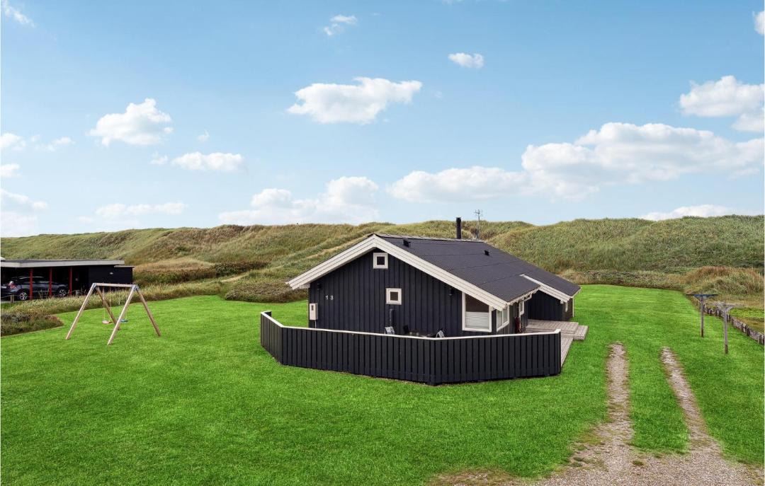 Photo of Others in Vrist Strand