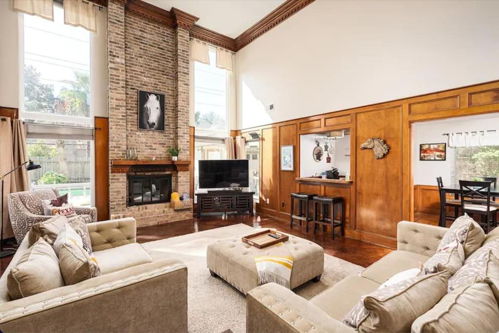 Photo of Livingroom in Houston