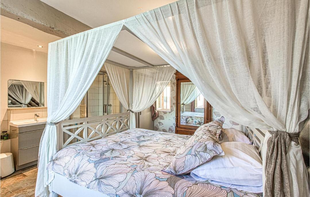 Photo of Bedroom in Rabastens