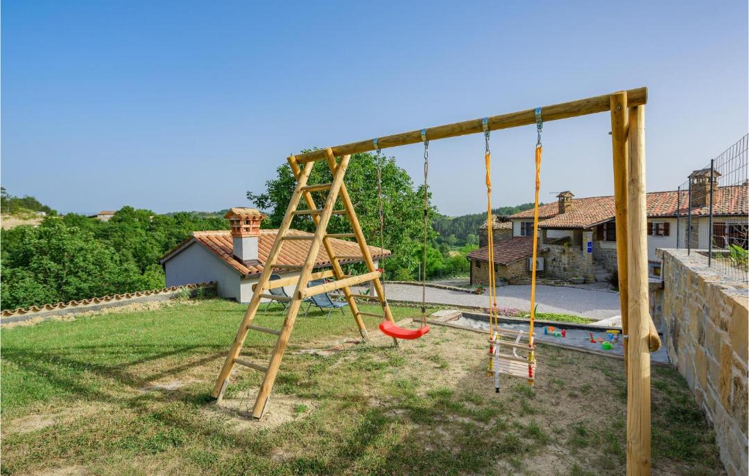 Photo of Others in Gologorica