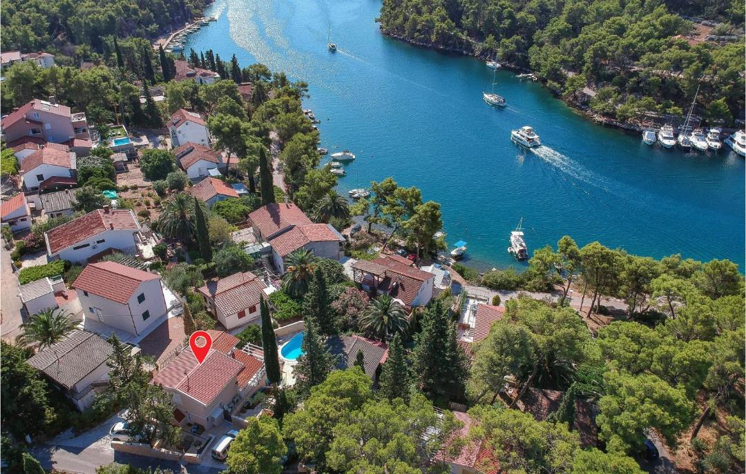 Photo of Others in Vrboska