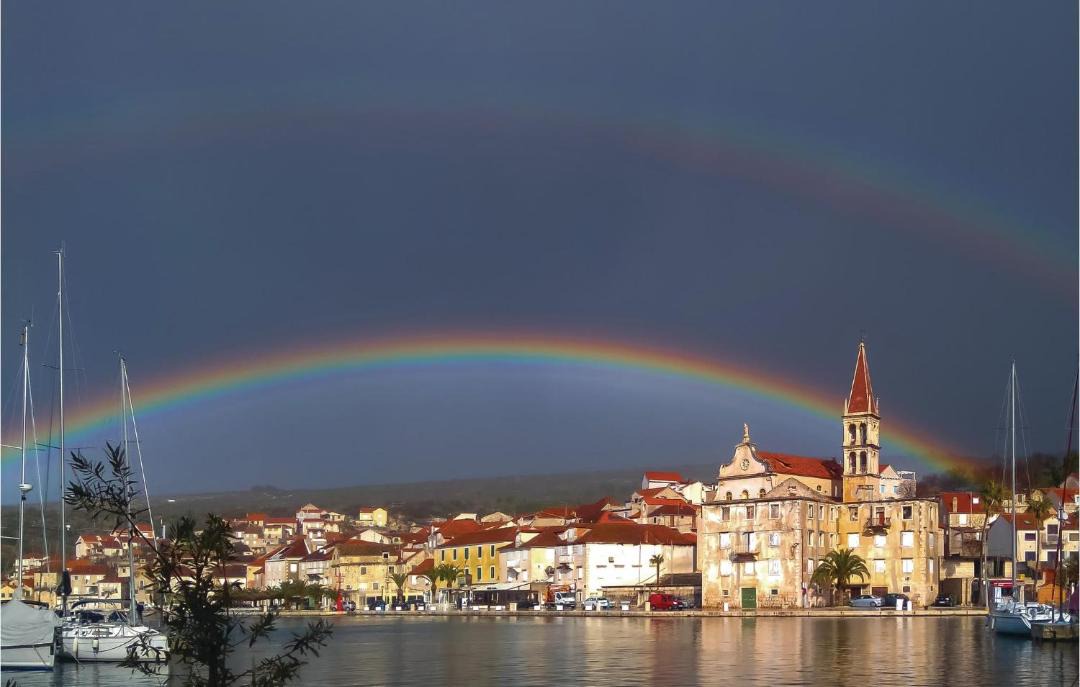 Photo of Others in Cove Makarac (Milna)
