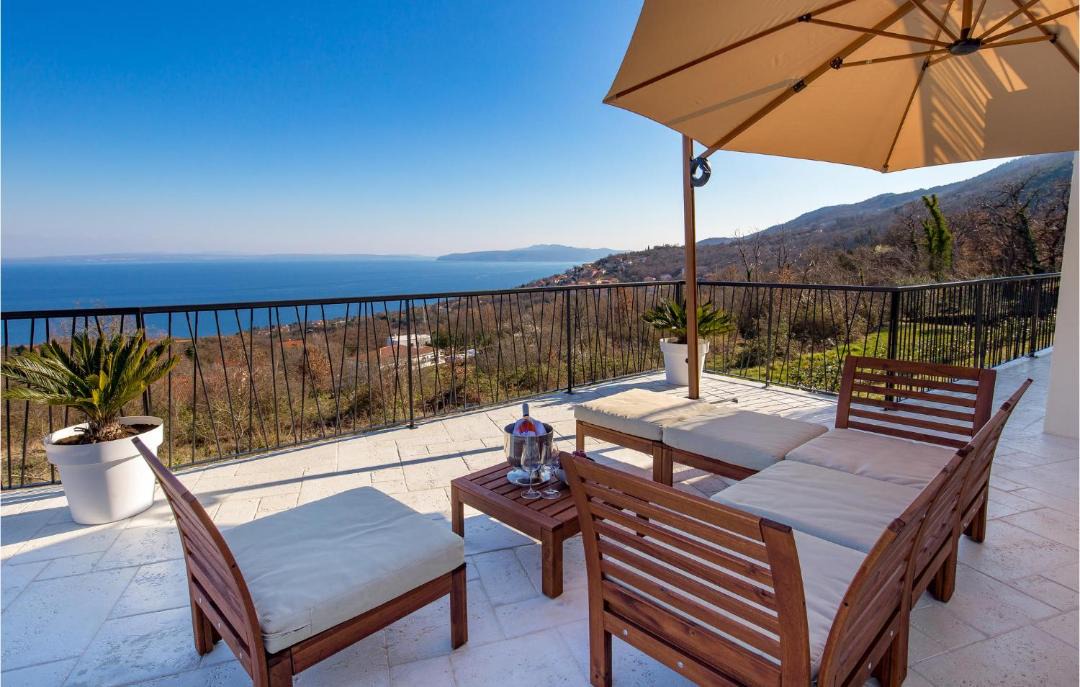 Photo of Patio Balcony in Poljane