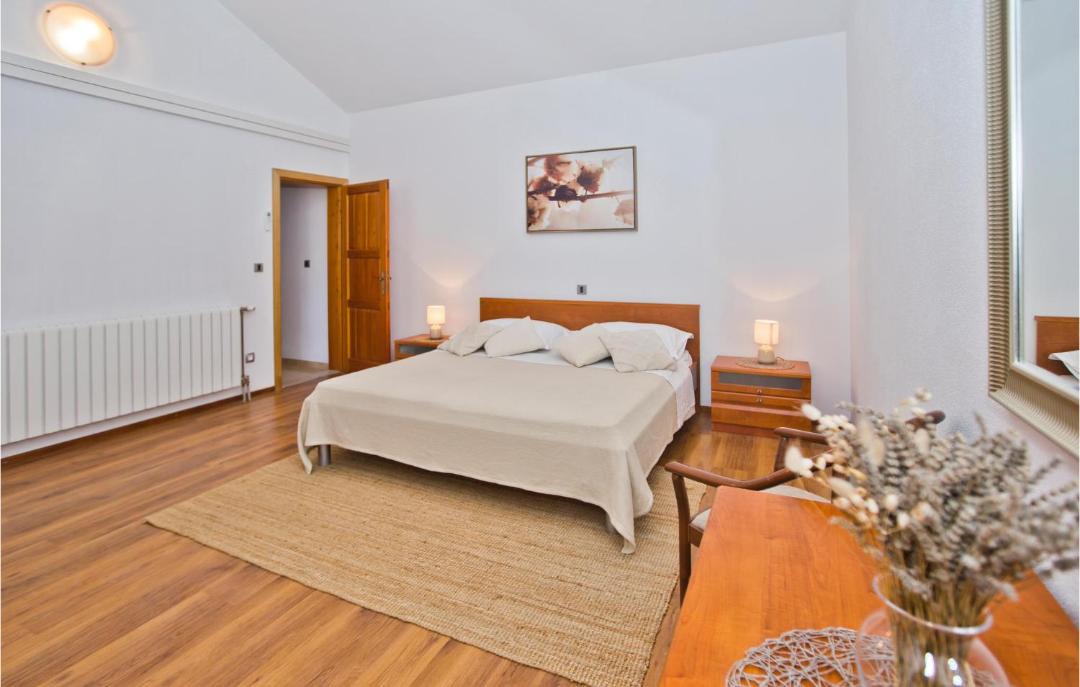 Photo of Bedroom in Bogomolje