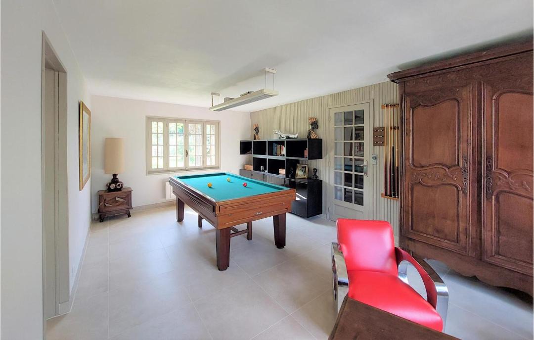 Photo of Others in Etigny