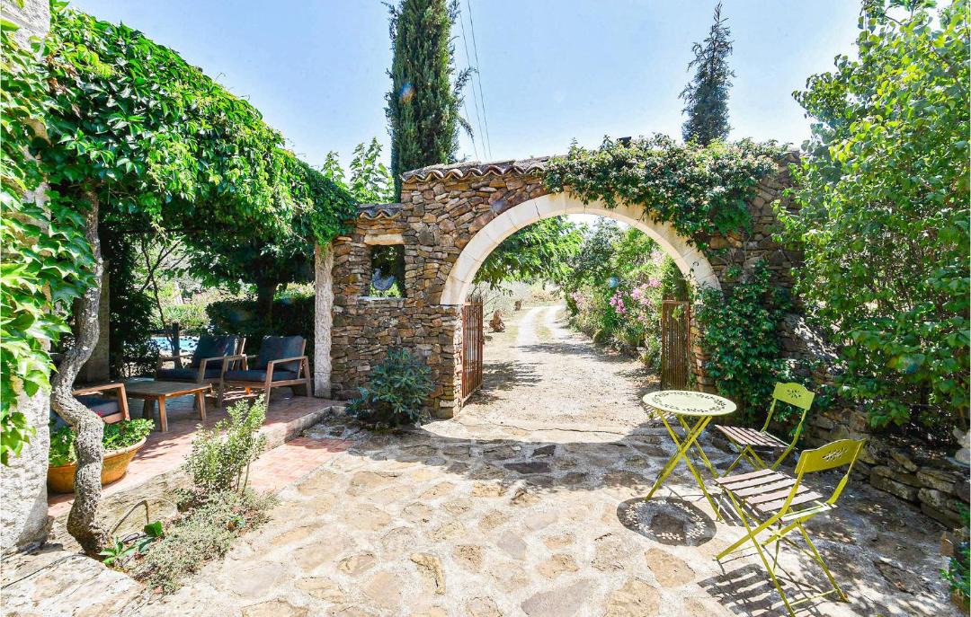 Photo of Others in Vinezac