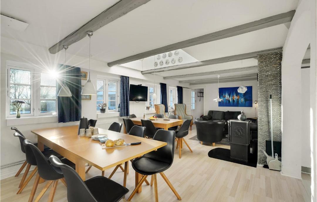 Photo of Others in ster Assels