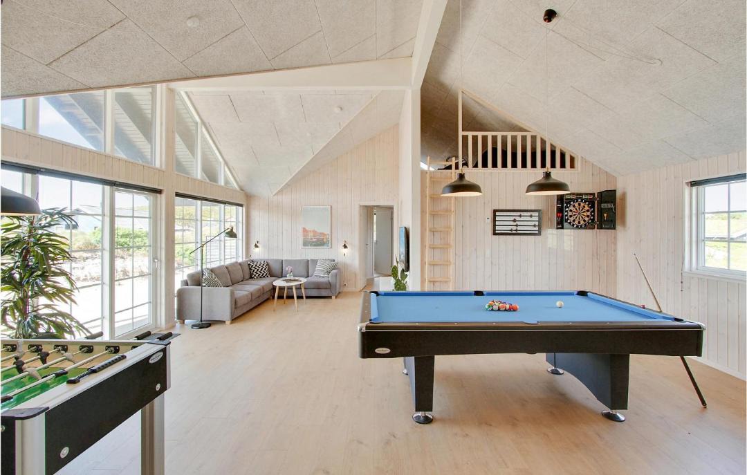 Photo of Others in Henne Strand