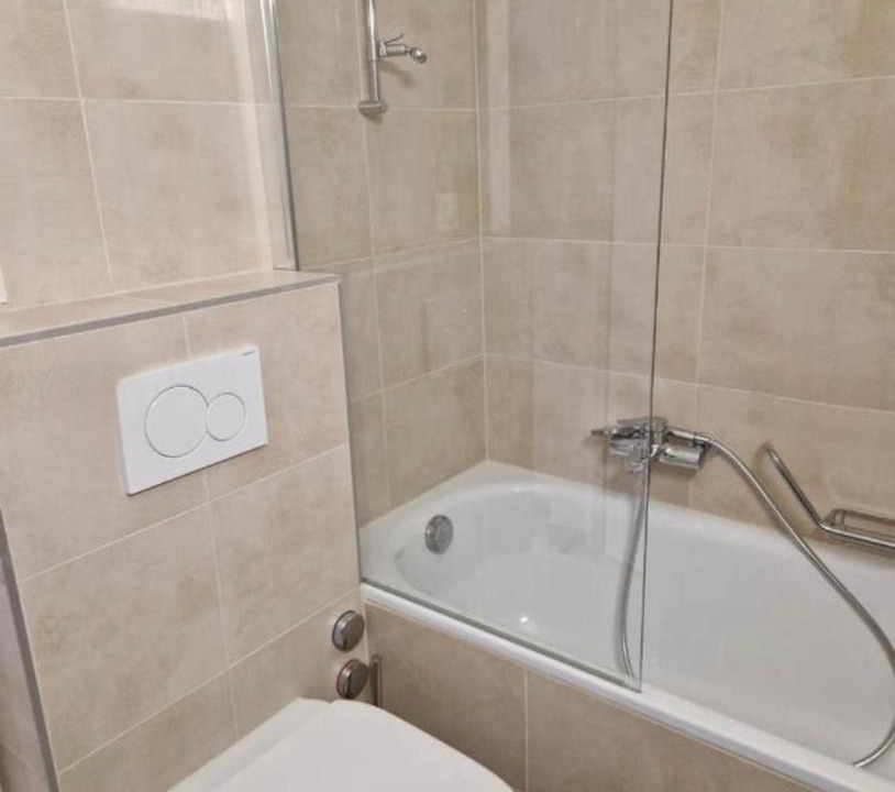 Photo of Bathroom in Paquis Navigation