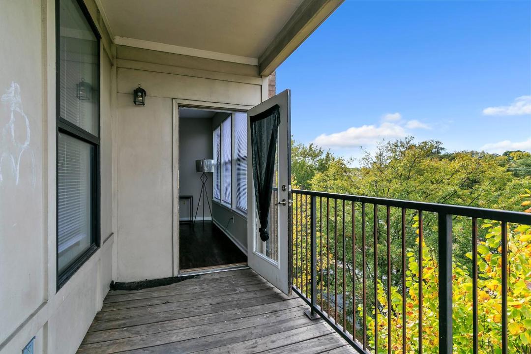 Photo of Patio Balcony in West End