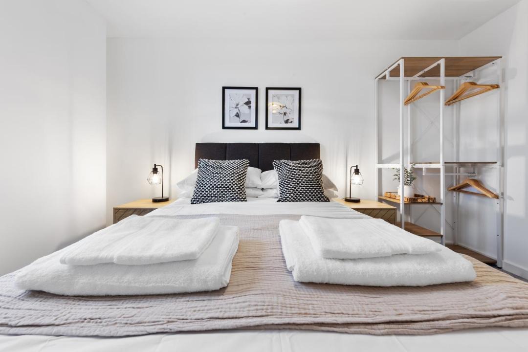 Photo of Bedroom in Park Royal