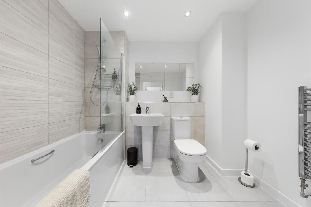 Photo of Bathroom in Park Royal