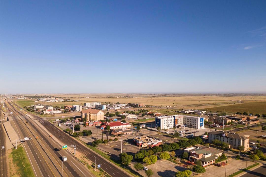 Photo of Buildings in Soncy