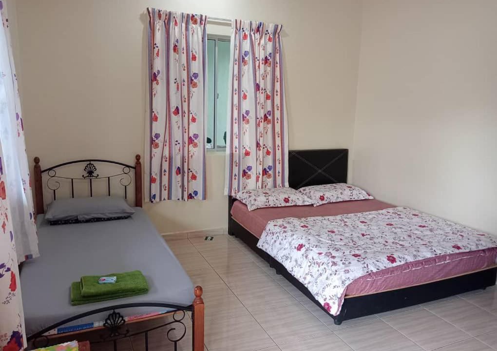 Photo of Bedroom in Kampung Tanjung Bidara