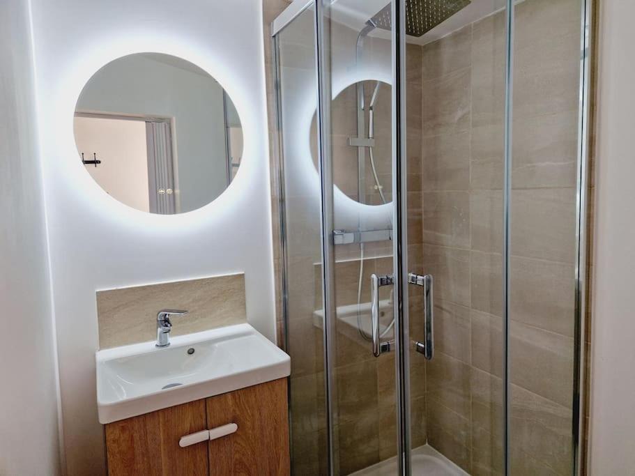 Photo of Bathroom in Aulnoye-Aymeries