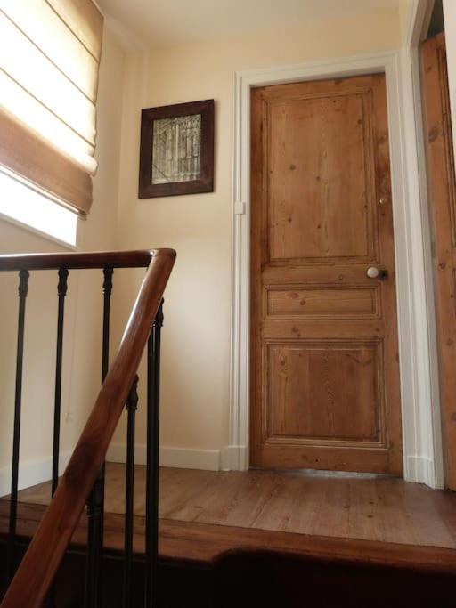 Photo of Others in Brehal