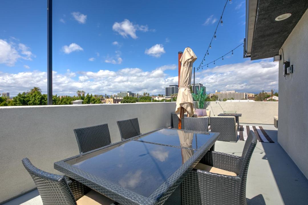 Photo of Patio Balcony in Pico-Union
