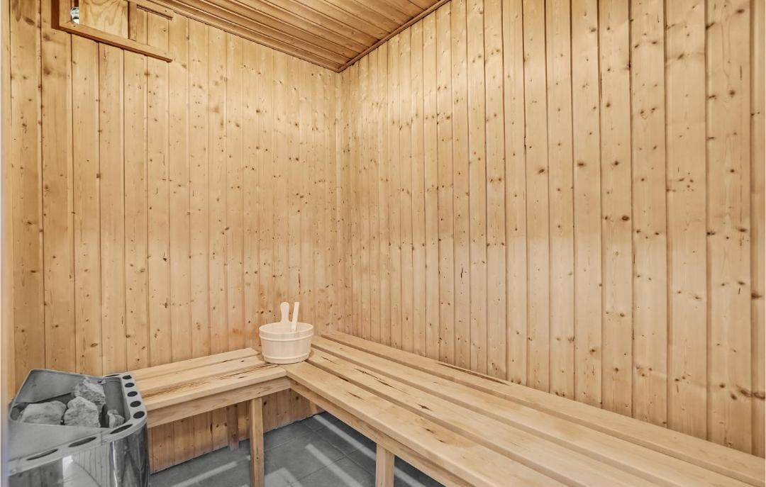 Photo of Others in Dannemare