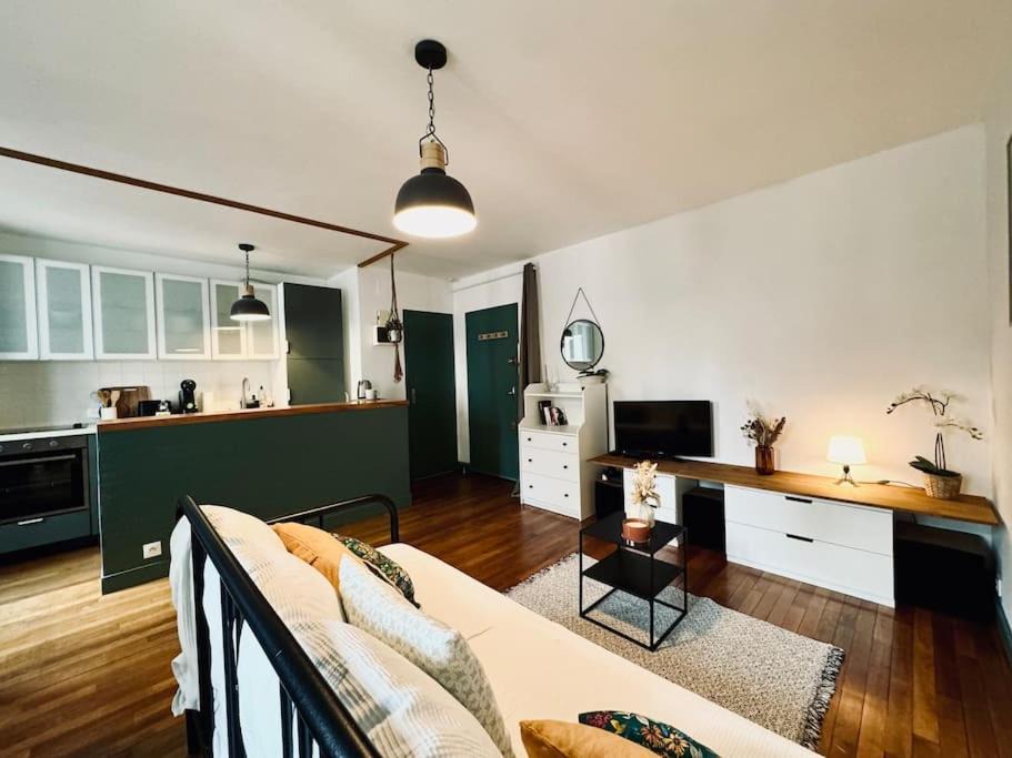 Photo of Others in Colombier - Champ de Mars