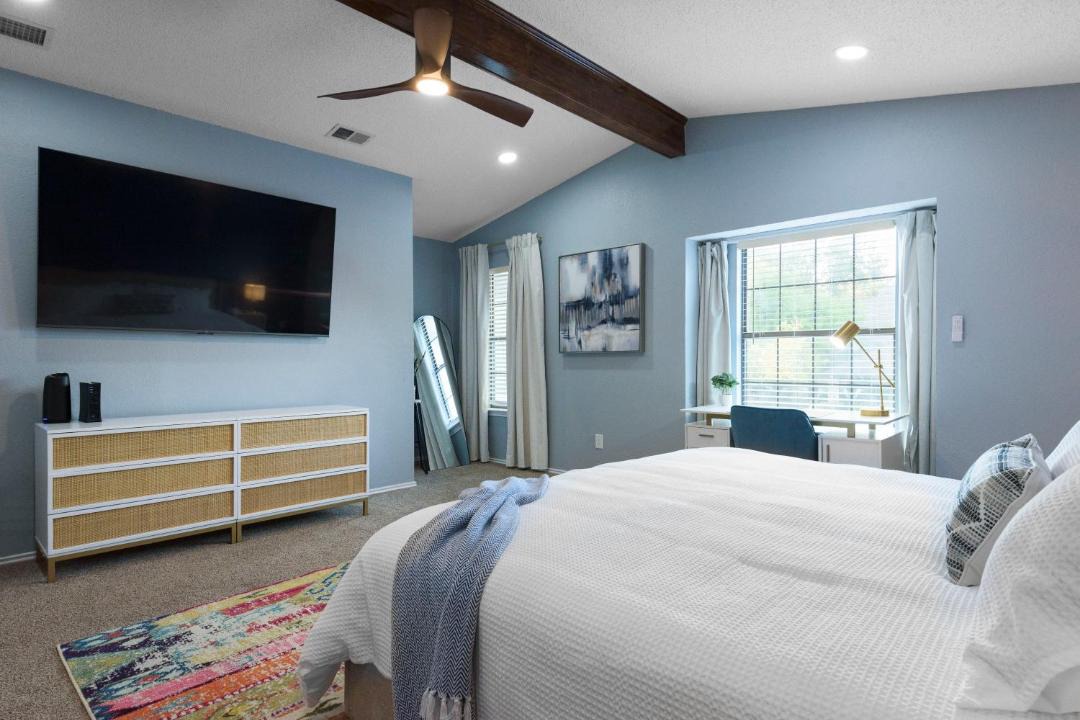 Photo of Bedroom in Brushy Creek