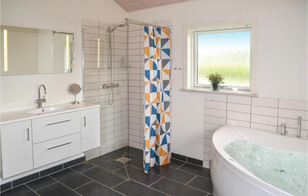 Photo of Bathroom in Skjern