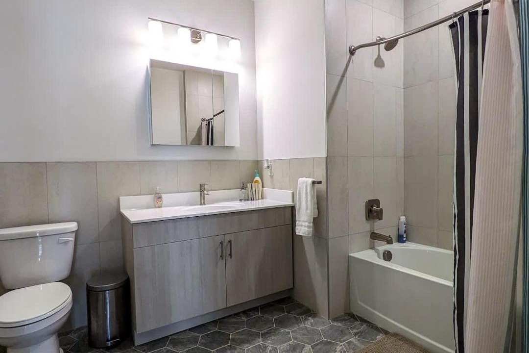 Photo of Bathroom in Dunellen