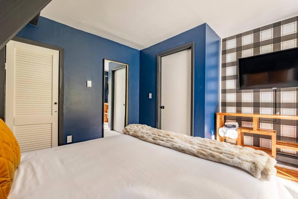 Photo of Bedroom in Newfield