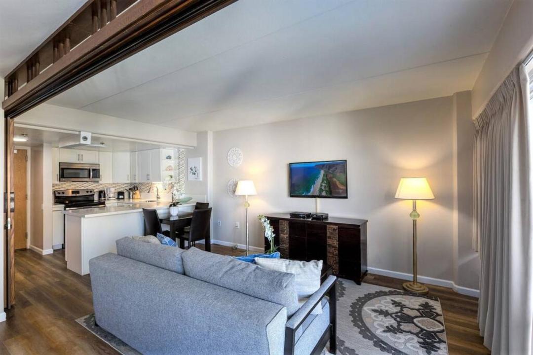 Photo of Others in Waikiki