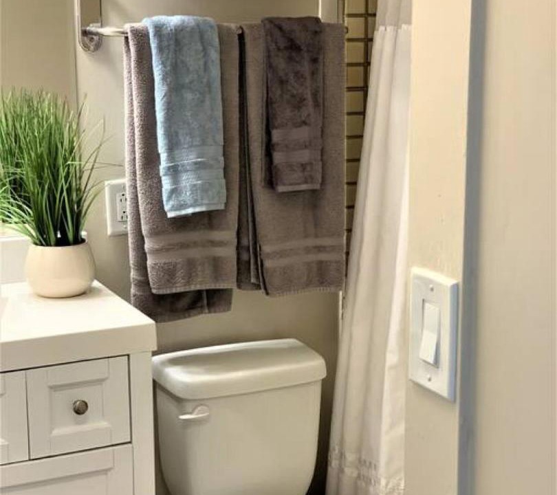 Photo of Bathroom in Waikiki