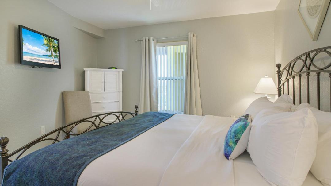 Photo of Bedroom in Treasure Island