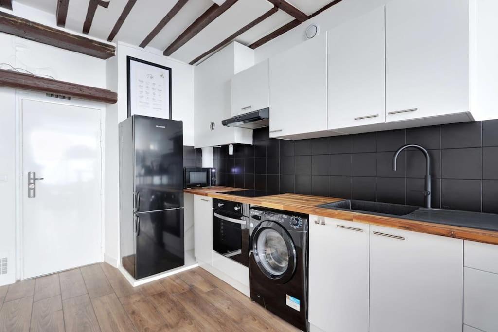 Photo of Kitchen in Butte-aux-Cailles