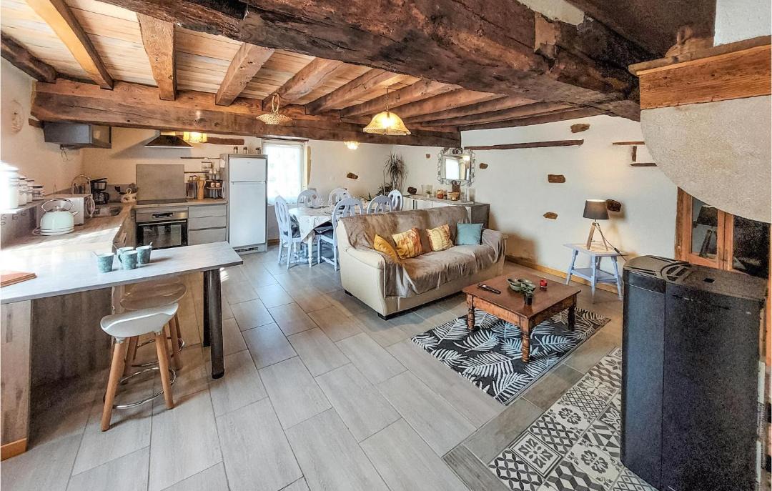 Photo of Others in Pouilly-sous-Charlieu