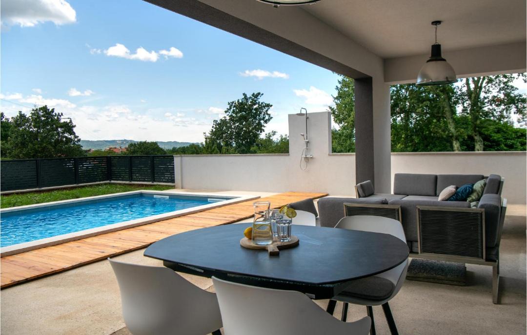 Photo of Patio Balcony in Boljevici