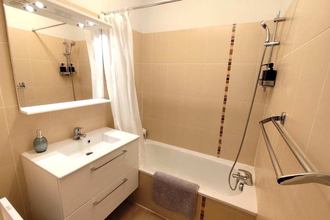 Photo of Bathroom in Aucamville