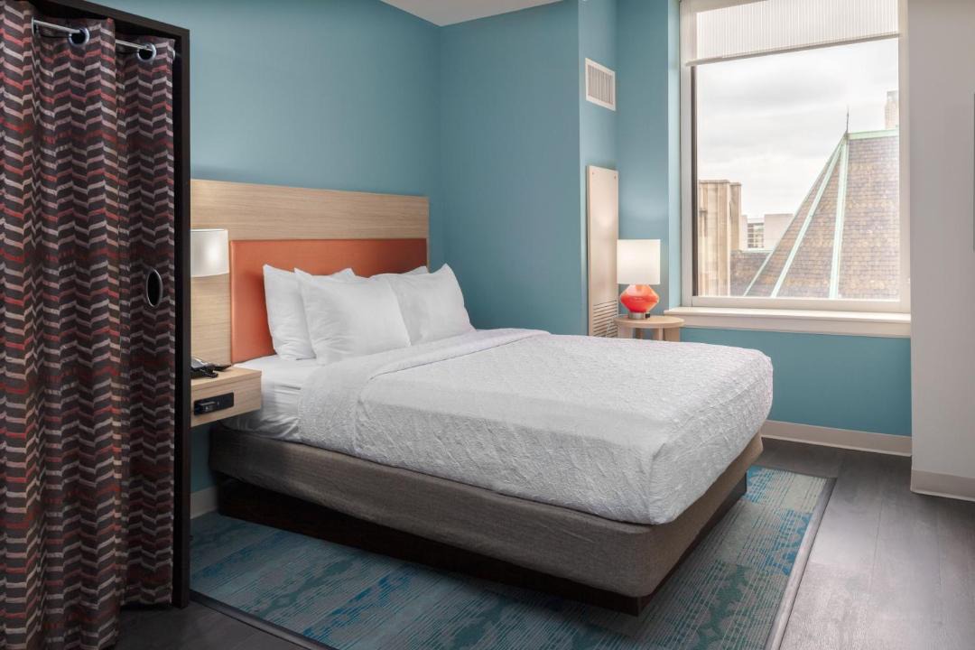 Photo of Bedroom in Downtown West