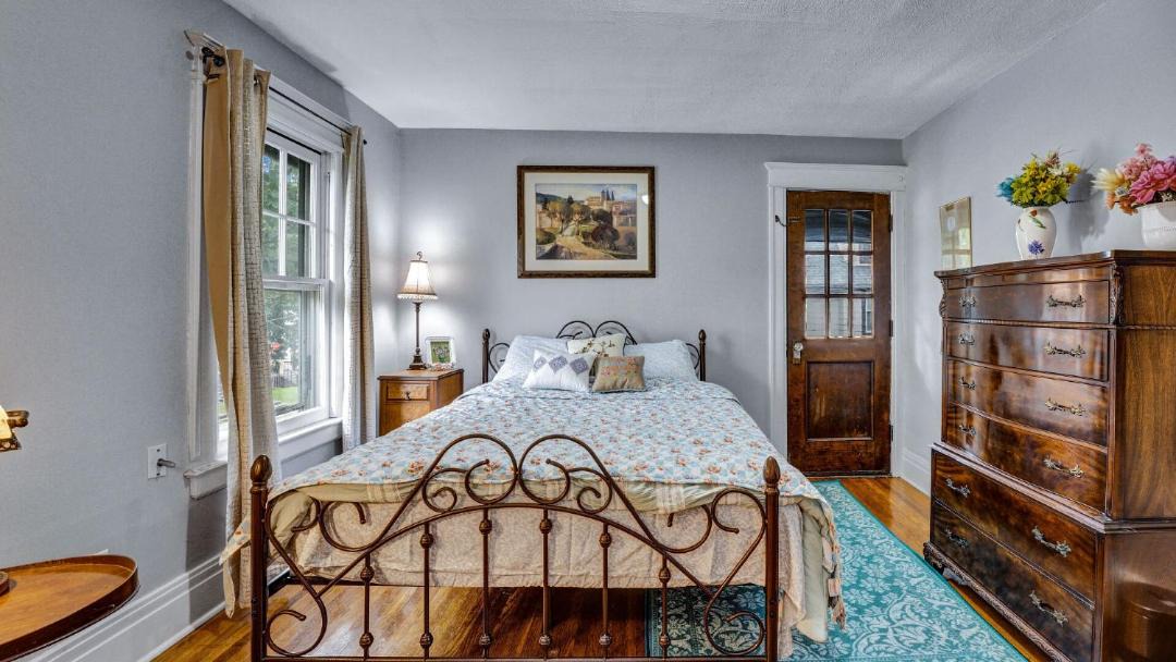 Photo of Bedroom in Rochester