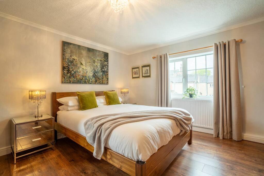Photo of Bedroom in Ashby-de-la-Zouch