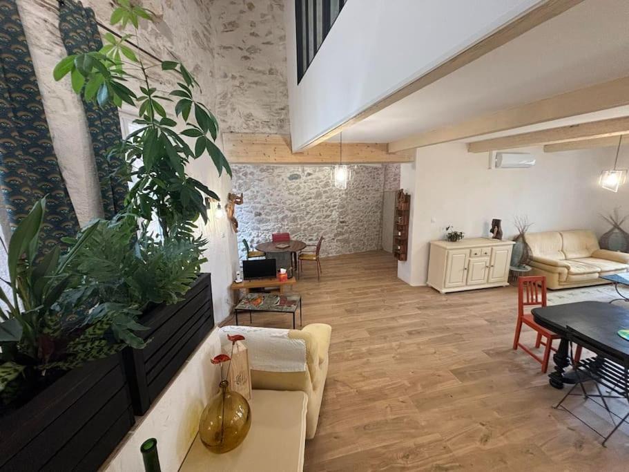 Photo of Others in Cessenon-sur-Orb