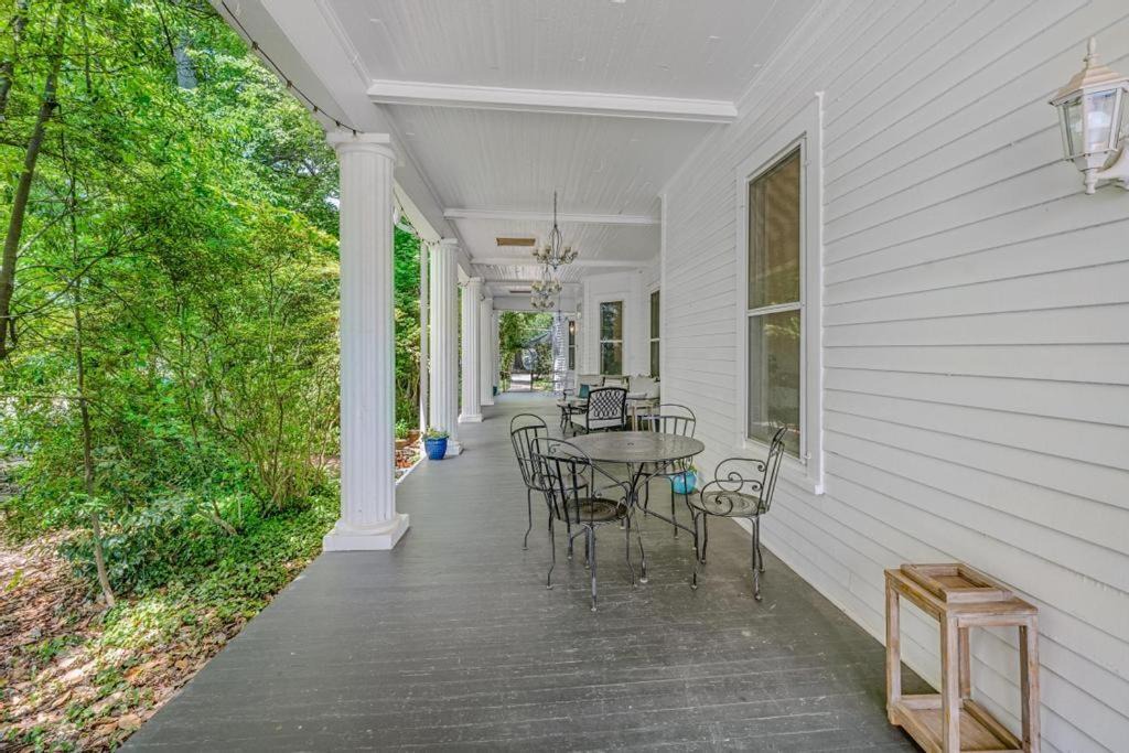 Photo of Others in Senoia