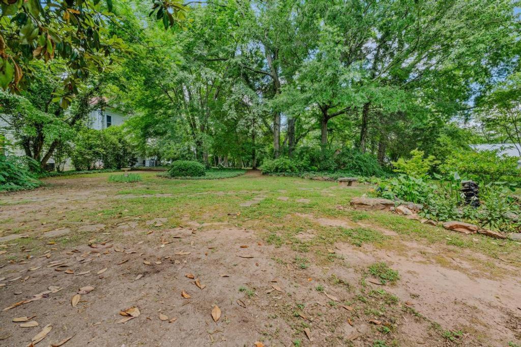 Photo of Others in Senoia