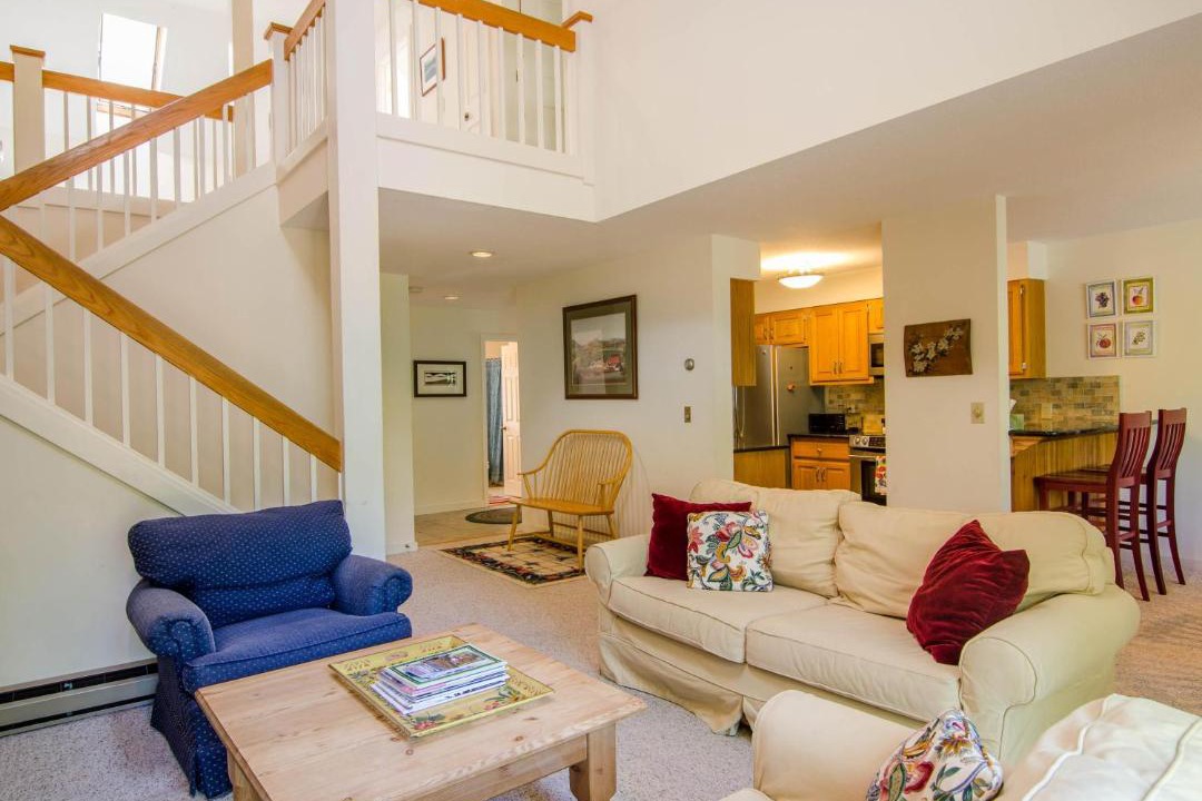 Photo of Livingroom in West Hartford