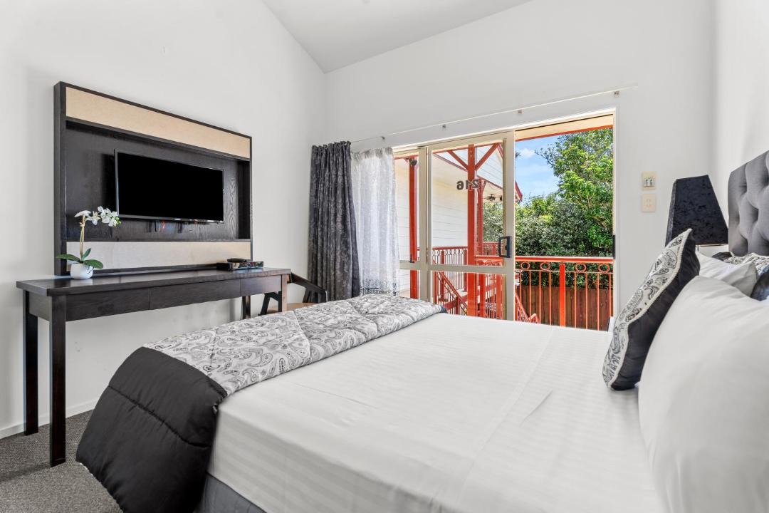 Photo of Others in Avondale